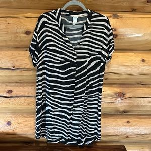 H&M EUC Tunic/Shirt Mini Dress Size 10 in Black and Tan Stripe Combo